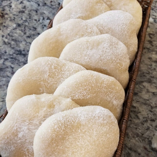 Spelt sourdough pita